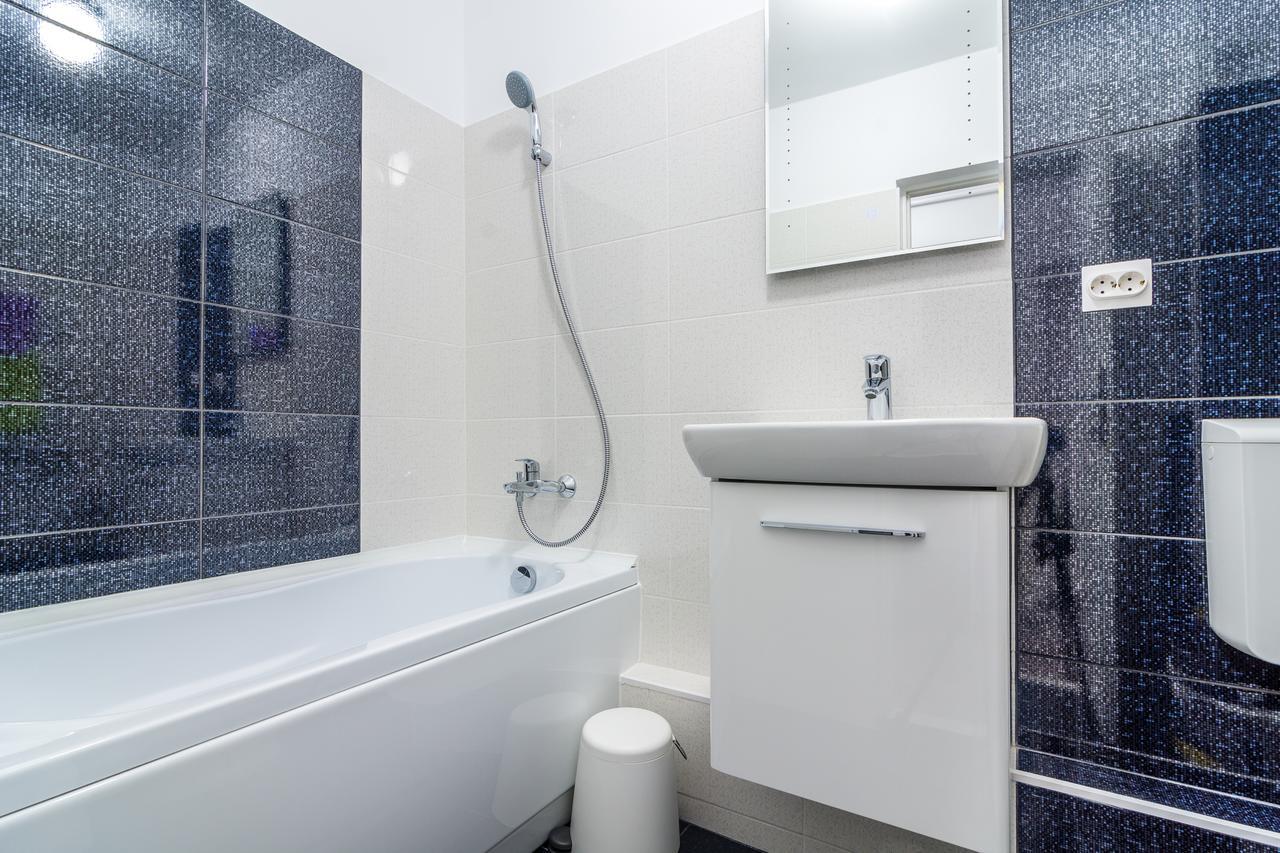 Vlad House Basarabia National Arena Apartment Bukares Bagian luar foto
