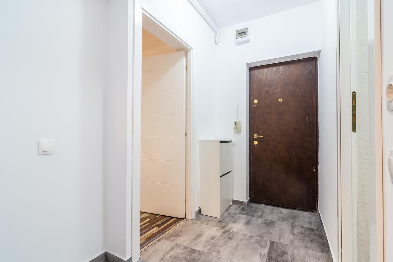 Vlad House Basarabia National Arena Apartment Bukares Bagian luar foto