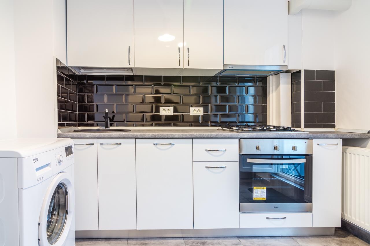 Vlad House Basarabia National Arena Apartment Bukares Bagian luar foto
