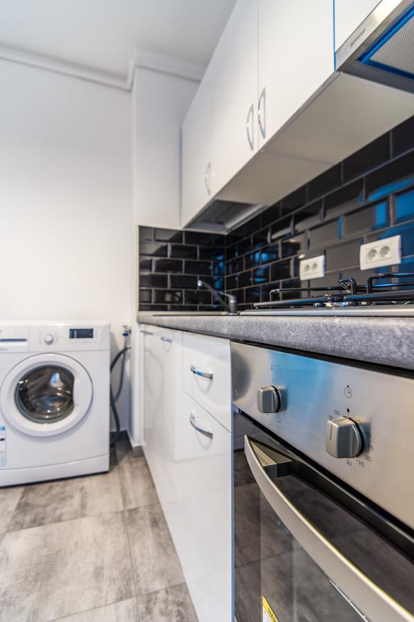 Vlad House Basarabia National Arena Apartment Bukares Bagian luar foto