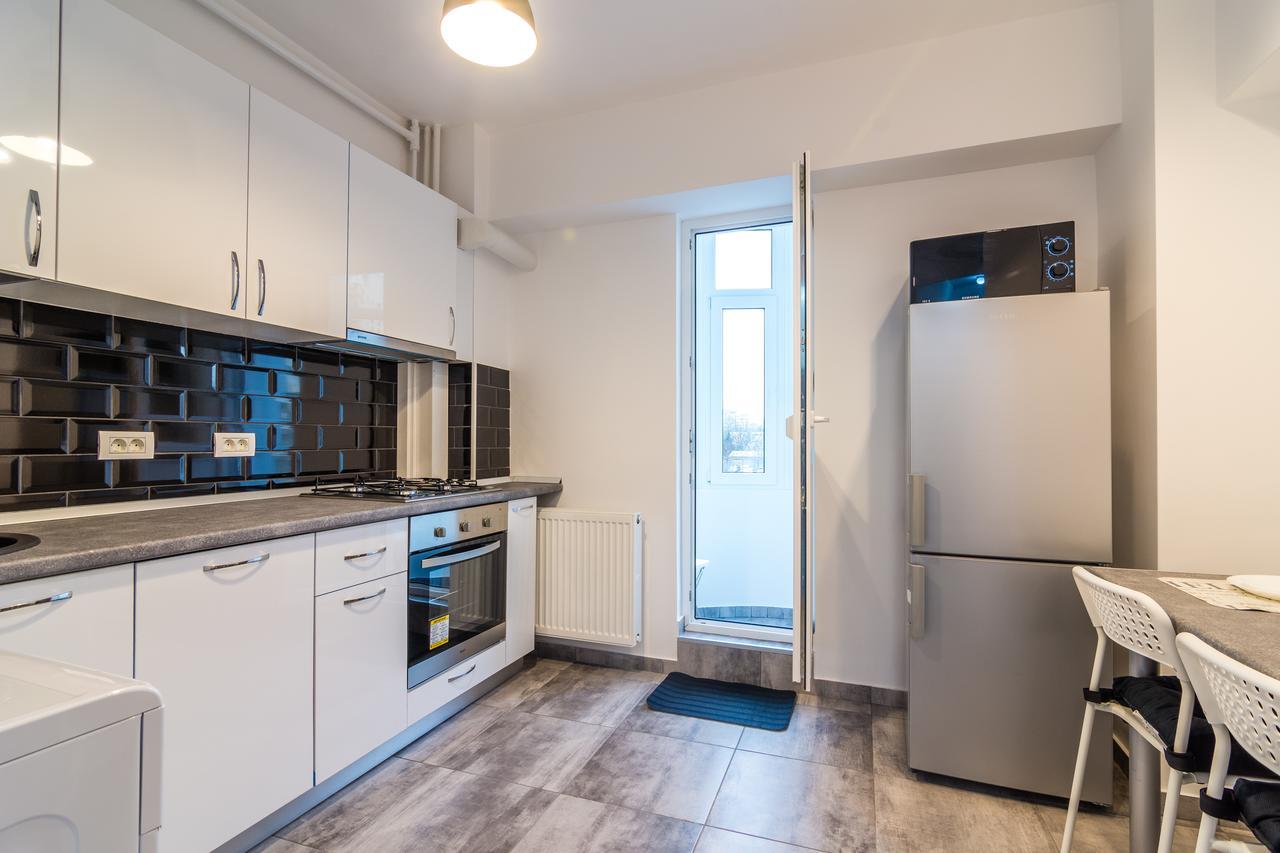 Vlad House Basarabia National Arena Apartment Bukares Bagian luar foto